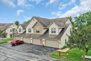 Chateau II 8615 S Stratford Rd 102-16 in Oak Creek wi. List Price: $319,900