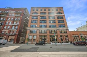 Cityside Plaza 239 E Chicago St 307 in Milwaukee wi. List Price: $525,000