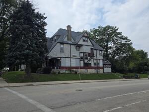 761 N 25th St in Milwaukee wi. List Price: $549,000