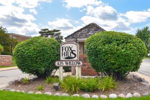 Fox Hills 425 W Willow Ct 128 in Fox Point wi. List Price: $177,000