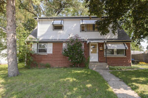 10138 W Montana Ave in West Allis wi. List Price: $379,900