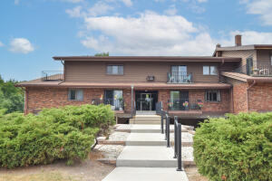 Twelve Bridges 3935 S 84th St 4 in Greenfield wi. List Price: $165,000