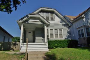 1755 S 73rd St in West Allis wi. List Price: $275,000