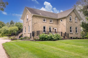 N84W20717  Menomonee Ave in Menomonee Falls wi. List Price: $674,900