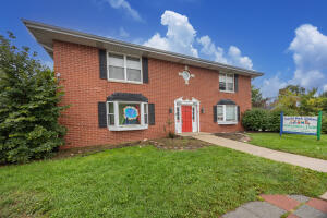 6001 W North Ave in Wauwatosa wi. List Price: $474,900