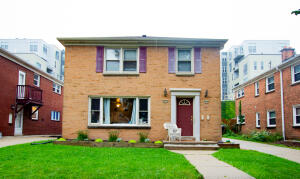 4170 N Bartlett Ave in Shorewood wi. List Price: $479,900