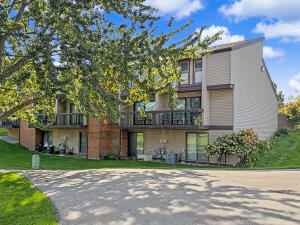 Willow Creek 5209 S 13th St M in Milwaukee wi. List Price: $150,000