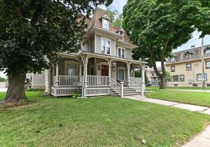 402  Wisconsin Ave in Waukesha wi. List Price: $1,900,000