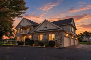 The Ponds of Summit View Estates 1527  Summerset Dr 91 in Mount Pleasant wi. List Price: $324,900