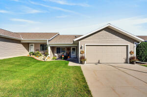 Hartford Square II 458  Simon Dr  in Hartford wi. List Price: $429,000