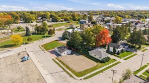 2120  Broadway St in New Holstein wi. List Price: $89,900