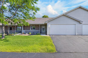 Mapledale 4224  Kirkwood Ct  in Sheboygan wi. List Price: $305,000