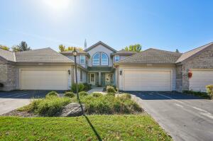 Rosewood Village 1929  Springbrook - C in Waukesha wi. List Price: $379,900