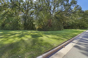 5501  Green Bay  Rd in Kenosha wi. List Price: $749,900
