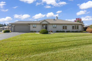 Tamarack Village Condo Assoc., Inc. W173N8045  Shady Ln  in Menomonee Falls wi. List Price: $439,900
