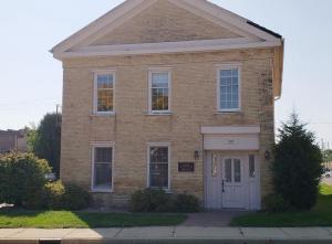 1207  55th St in Kenosha wi. List Price: $1,900