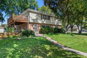 11610 W Elmhurst Pkwy in Wauwatosa wi. List Price: $479,900