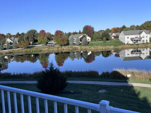 Bay Pointe N52W35344  Lighthouse Ln  in Lac La Belle wi. List Price: $619,000