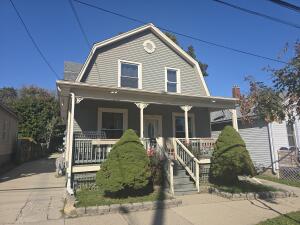 1214  Hamilton St in Racine wi. List Price: $199,900