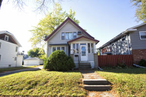 2131 S 82nd St in West Allis wi. List Price: $275,000
